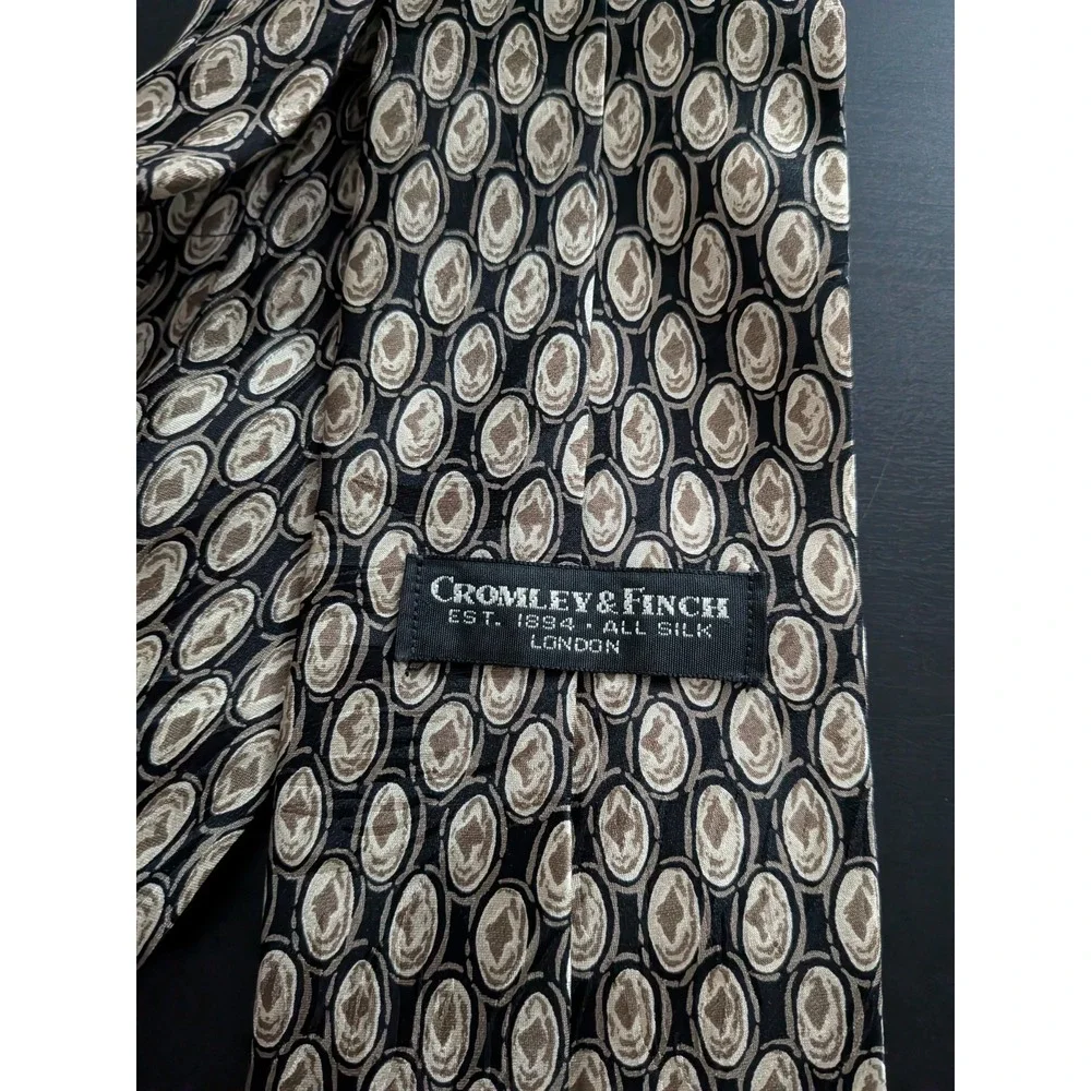 Cromley‎ & Finch London Silk Tie Necktie Black Golf Tan Circular Abstract